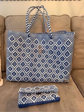 Lola’s Bag Woven Blue and White Diamond Tote Bag with Matching Clutch